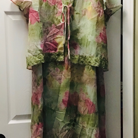 Dress and Jacket - Picture 8 of 9